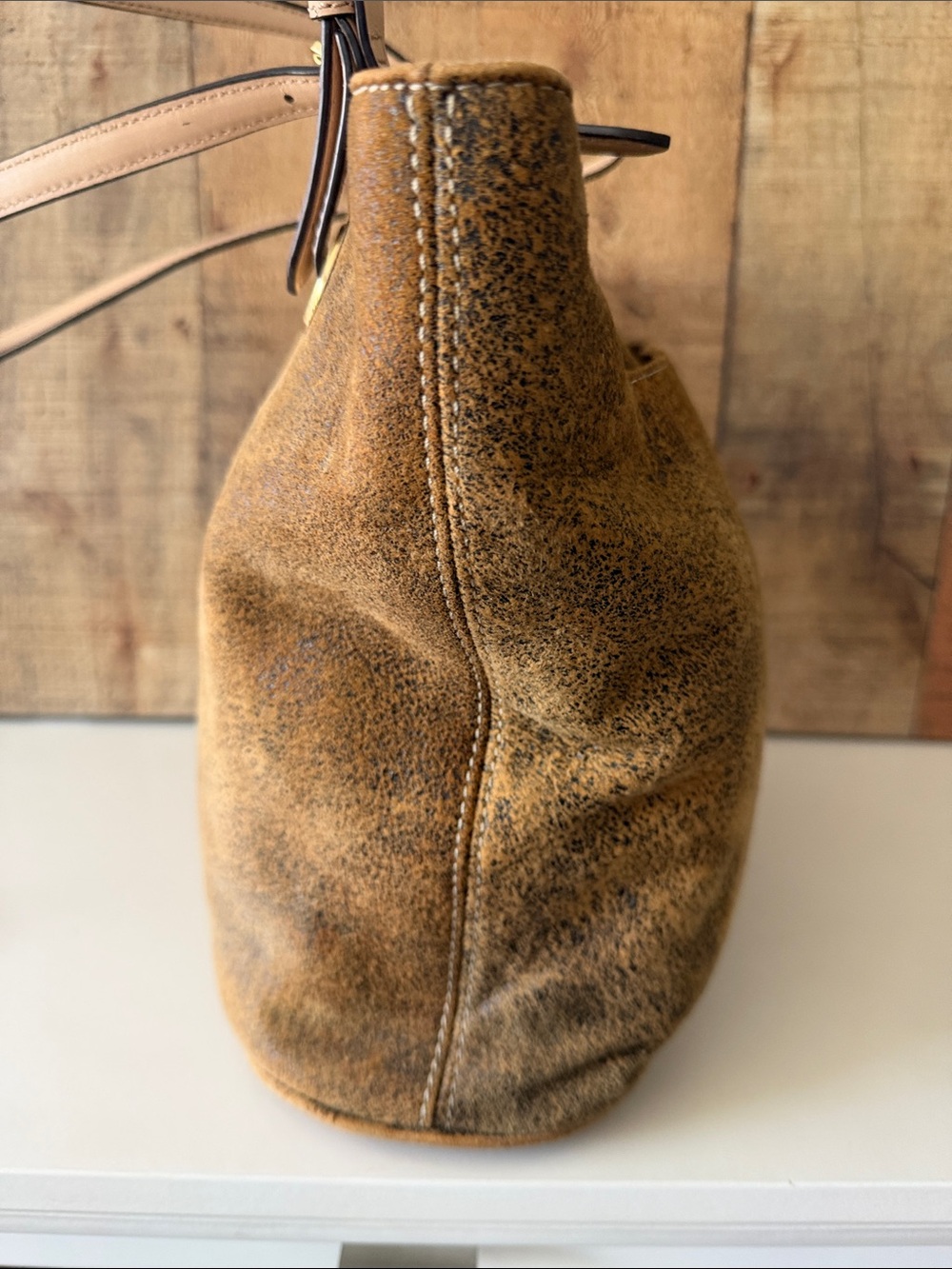 Michael Kors Distressed Brown Leather Tote with Tan Shoulder Straps - Picture 4 of 13